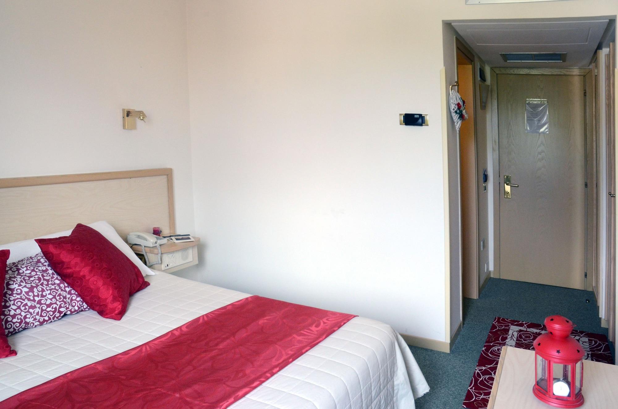 Hotel Bassetto Ferentino Buitenkant foto