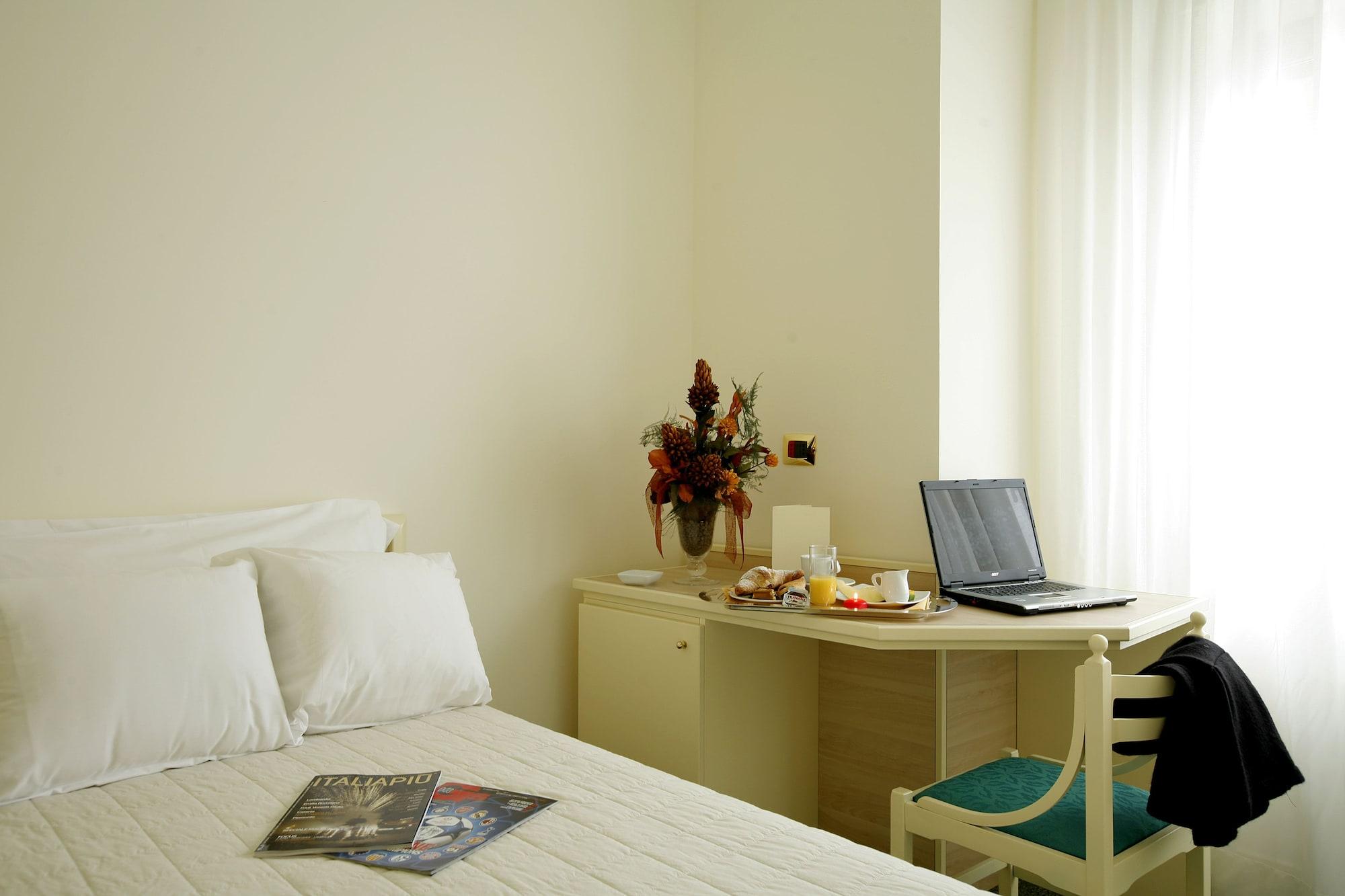 Hotel Bassetto Ferentino Buitenkant foto