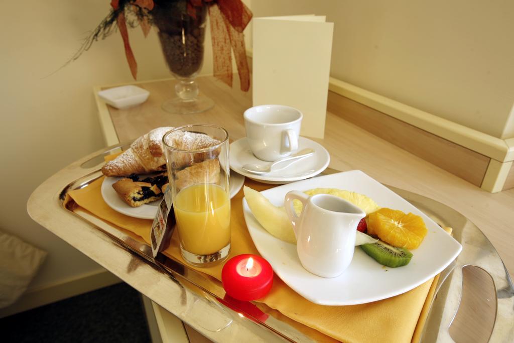 Hotel Bassetto Ferentino Buitenkant foto