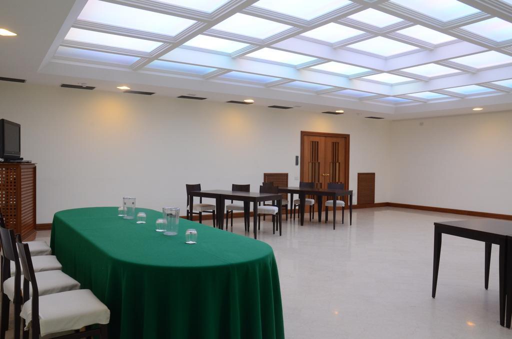 Hotel Bassetto Ferentino Buitenkant foto