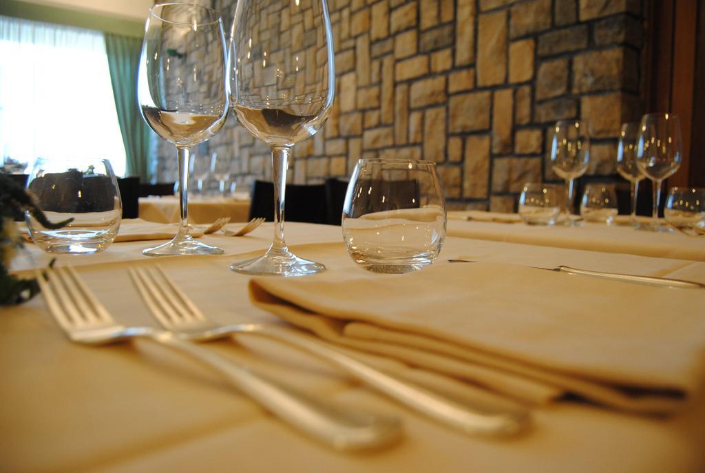 Hotel Bassetto Ferentino Buitenkant foto