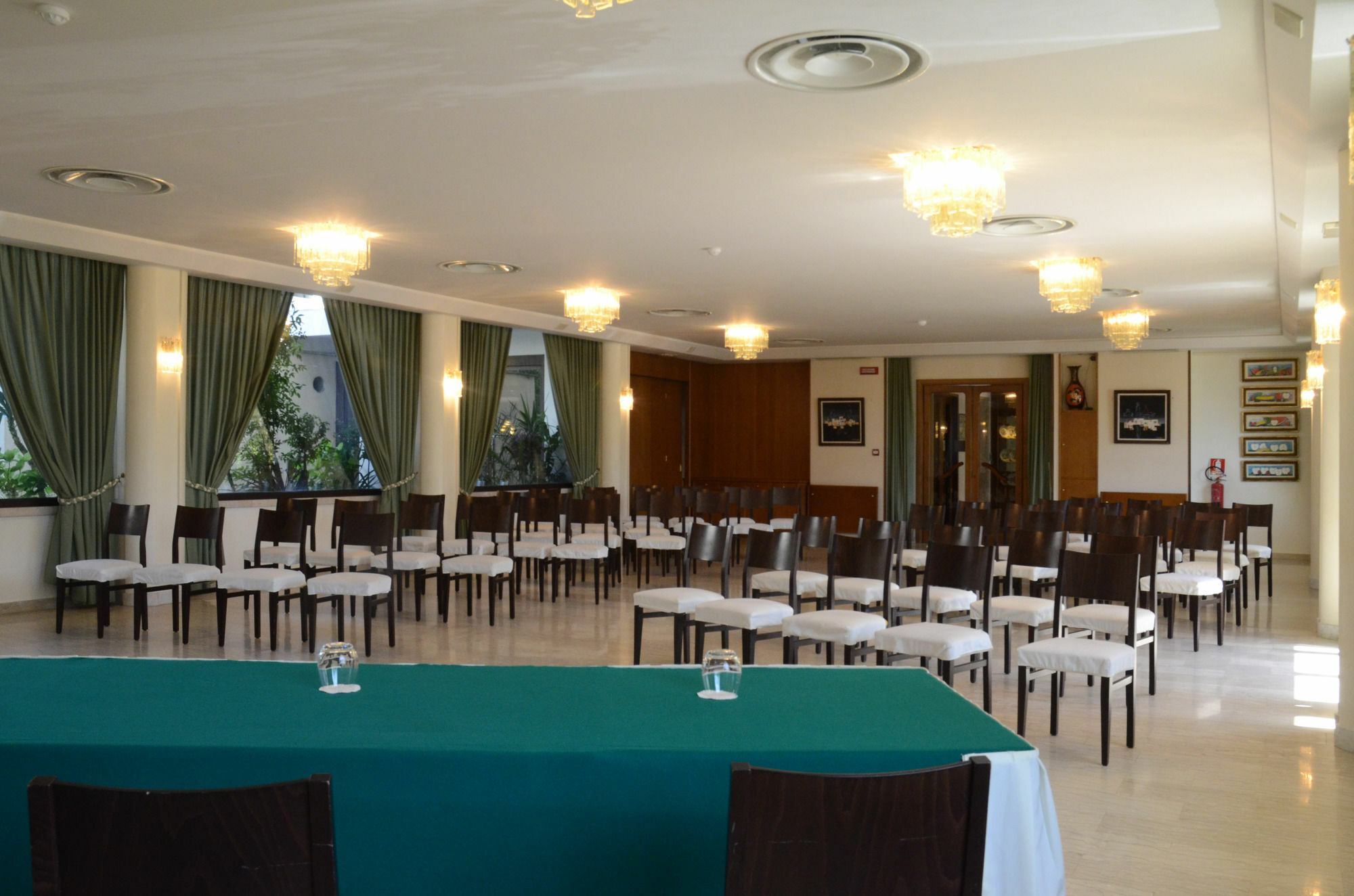 Hotel Bassetto Ferentino Buitenkant foto
