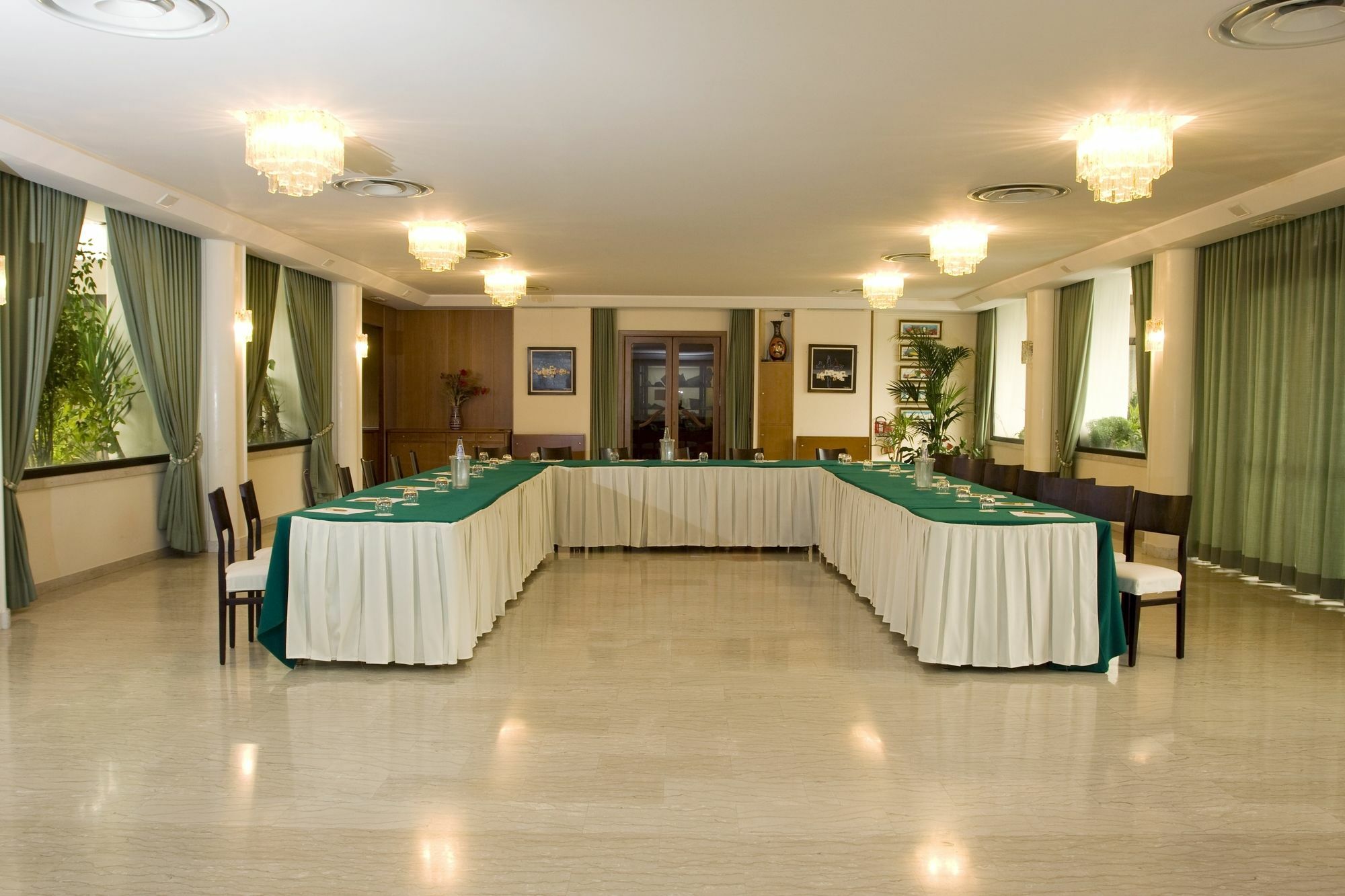 Hotel Bassetto Ferentino Buitenkant foto