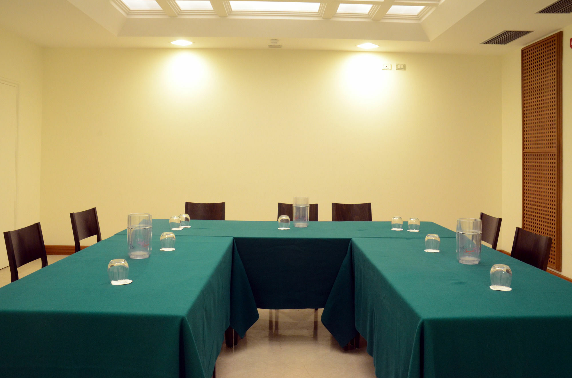 Hotel Bassetto Ferentino Buitenkant foto