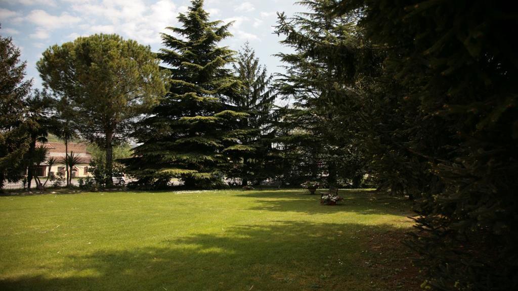 Hotel Bassetto Ferentino Buitenkant foto